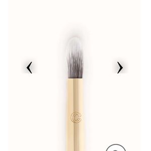 Complex couture easy crease definer brush